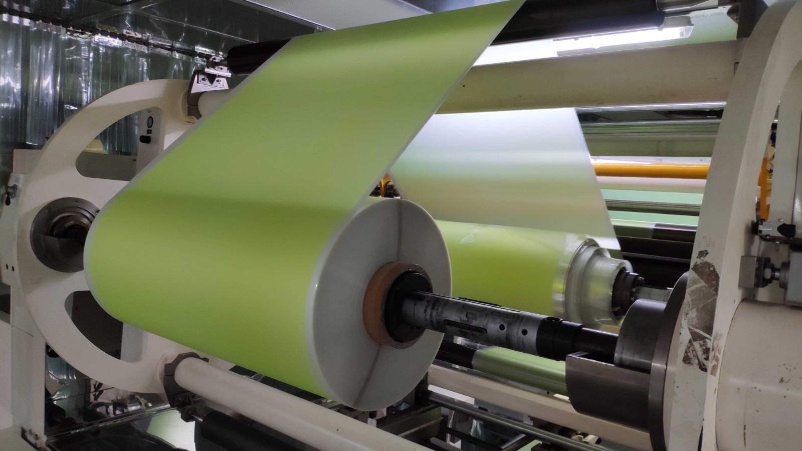 投资丨致晶科技获创维战略投资，加速钙钛矿量子点膜量产及新品研发